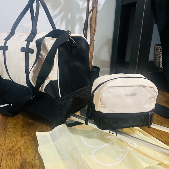 ETRONIK Rolling Duffle Bag with Wheels, Sz: 21 Inch - NWT - Picture 12 of 16